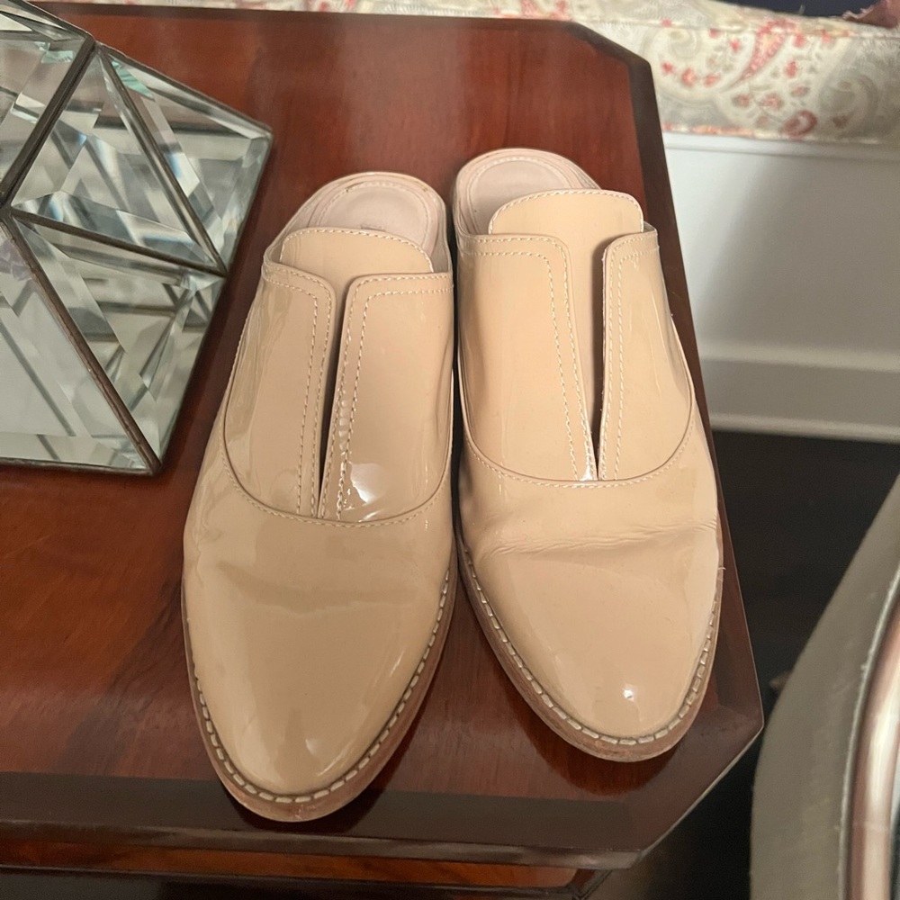 Louise et Cie Nude Patent Leather Backless Mules Size 7.5-8 US